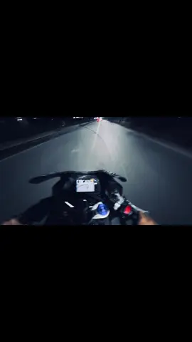 Night Ride ❤️‍🩹 #foryou #copylink #repost #bikelover #r15m 