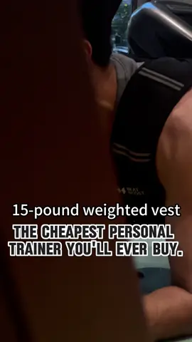 Weighted plank support doubles training for core muscles#weightedvest #workout #GymTok #plank #weightlifting 