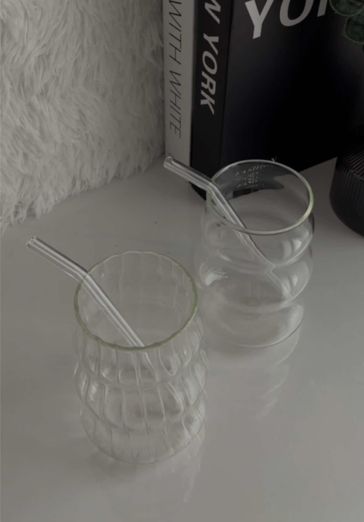 finally bought this glass cup set — my matcha heart is sooooo happy 😊  Link in yellow basket. 🛒 #aestheticcupswithstraw #glasscup #matchalover #coffeelover #nordicglasscup 