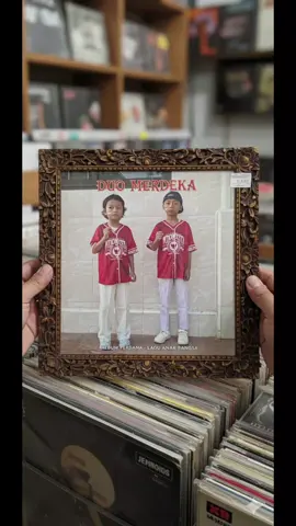 Cucu Akung... Yg PINTER dan sehat selalu ya...