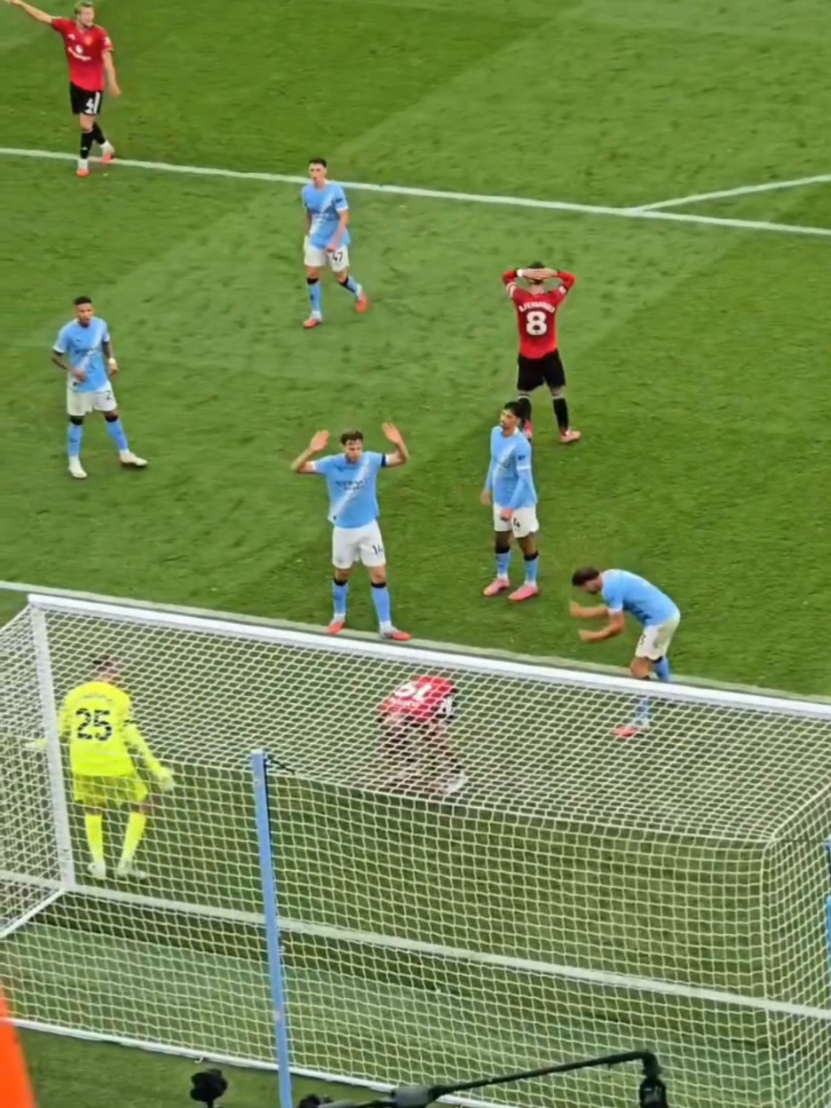 bruno-amad-mbeumo skema nya sih udah bagus finishing nya aja yang kek taik #kingemyu #ggmu #unitedday #manchesterunited 