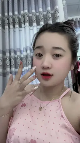 Ai anh cũng cục dàng à ☹️