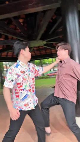 Làm gì mà dữ vậy ..