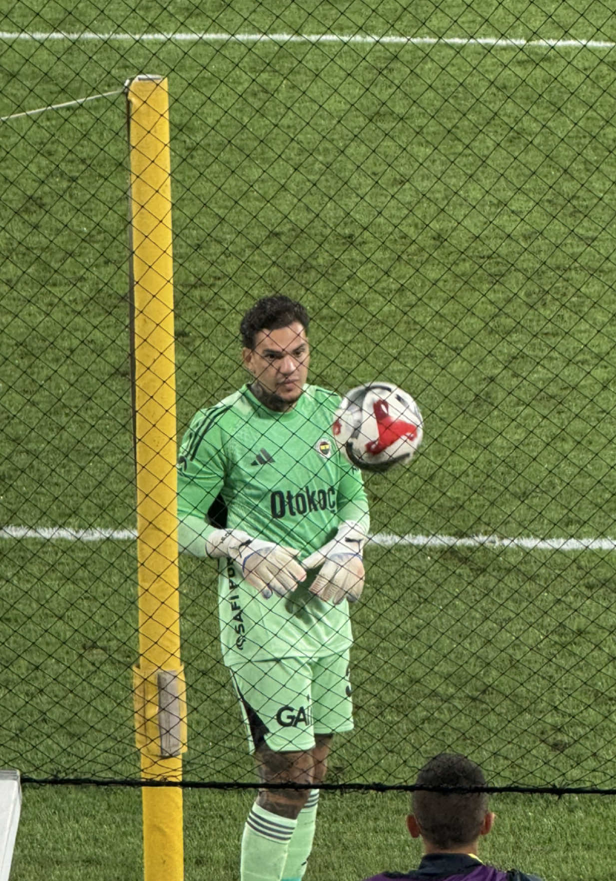 EDERSON🙂  #fenerbahçe #ederson #şükrüsaraçoğlu #fb 