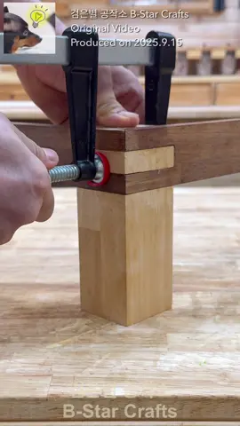 Corner Connection Using Contrasting Wood Colors #woodworking #DIY 