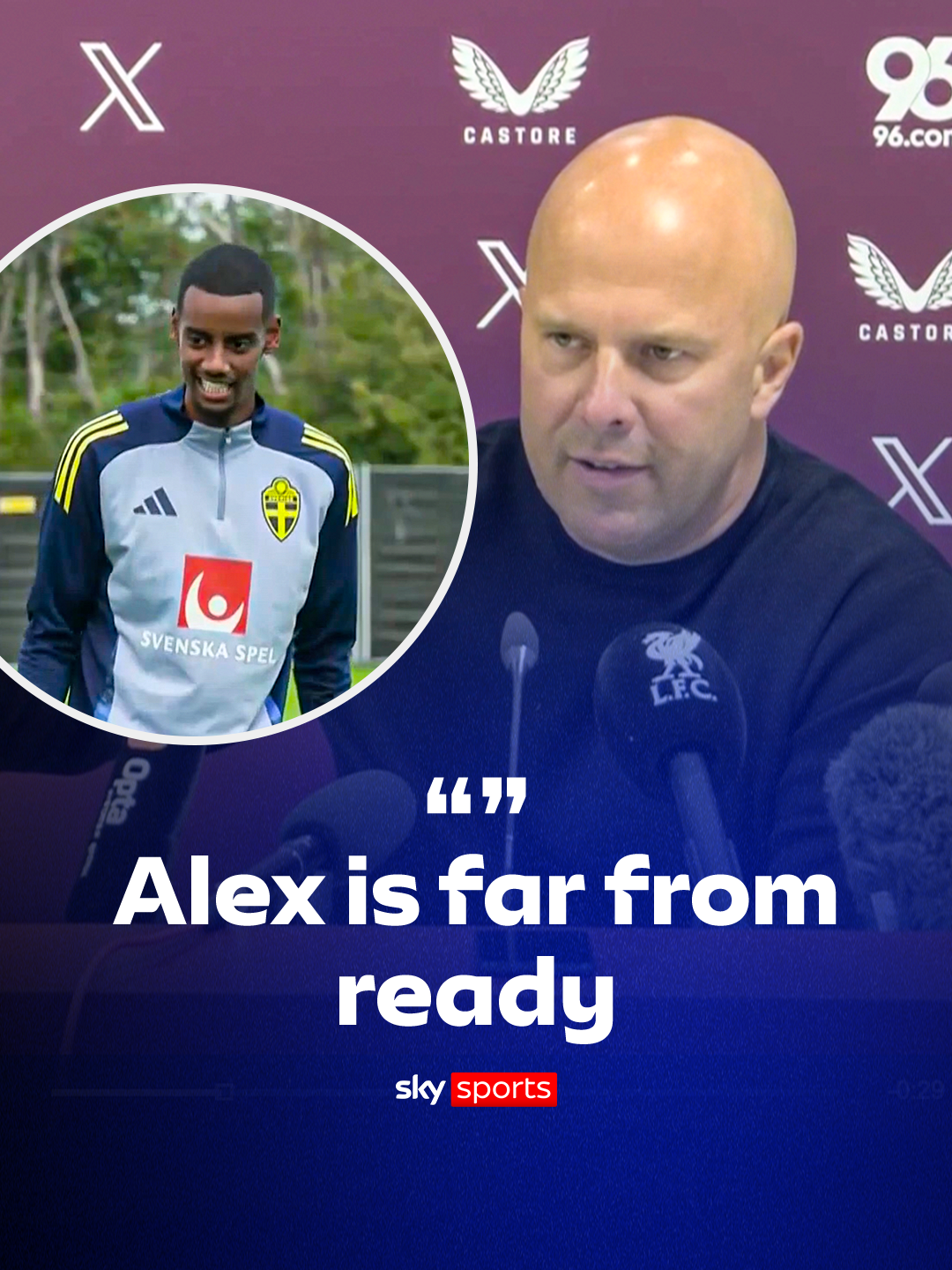 Arne Slot discusses how he is planning on implementing Alexander Isak into his Liverpool squad 🔴 #arneslot #isak #liverpoolfc