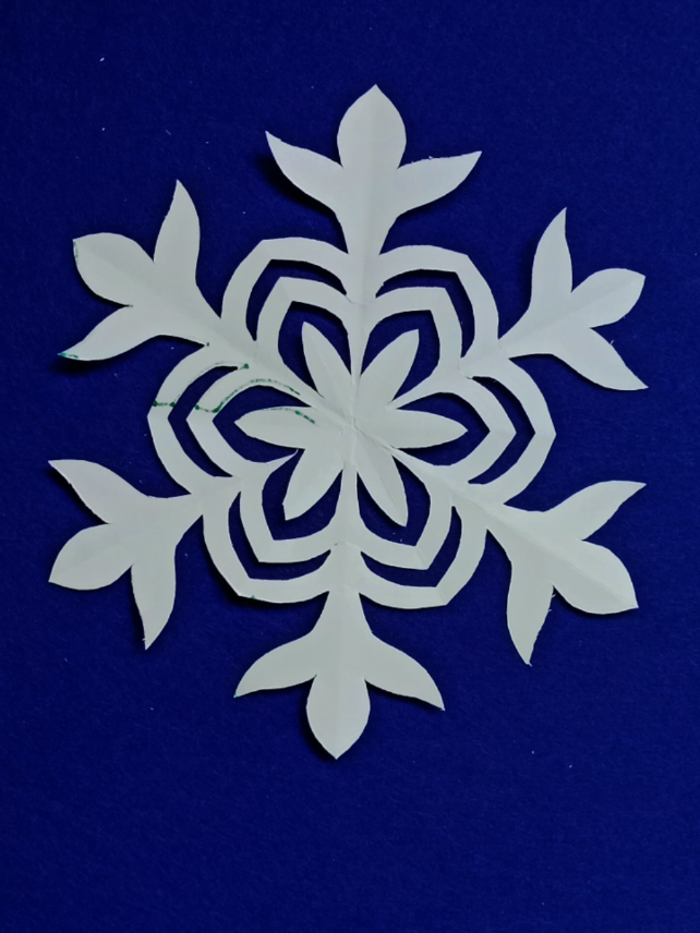 DIY Beautiful paper cut design #DIY #papercraft #diycraft #tutorial #fyp 