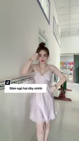 Quá tr màu đầm xinh rồi mấy chị ơi 🥰#xuhuongtiktok❤️❤️❤️ 