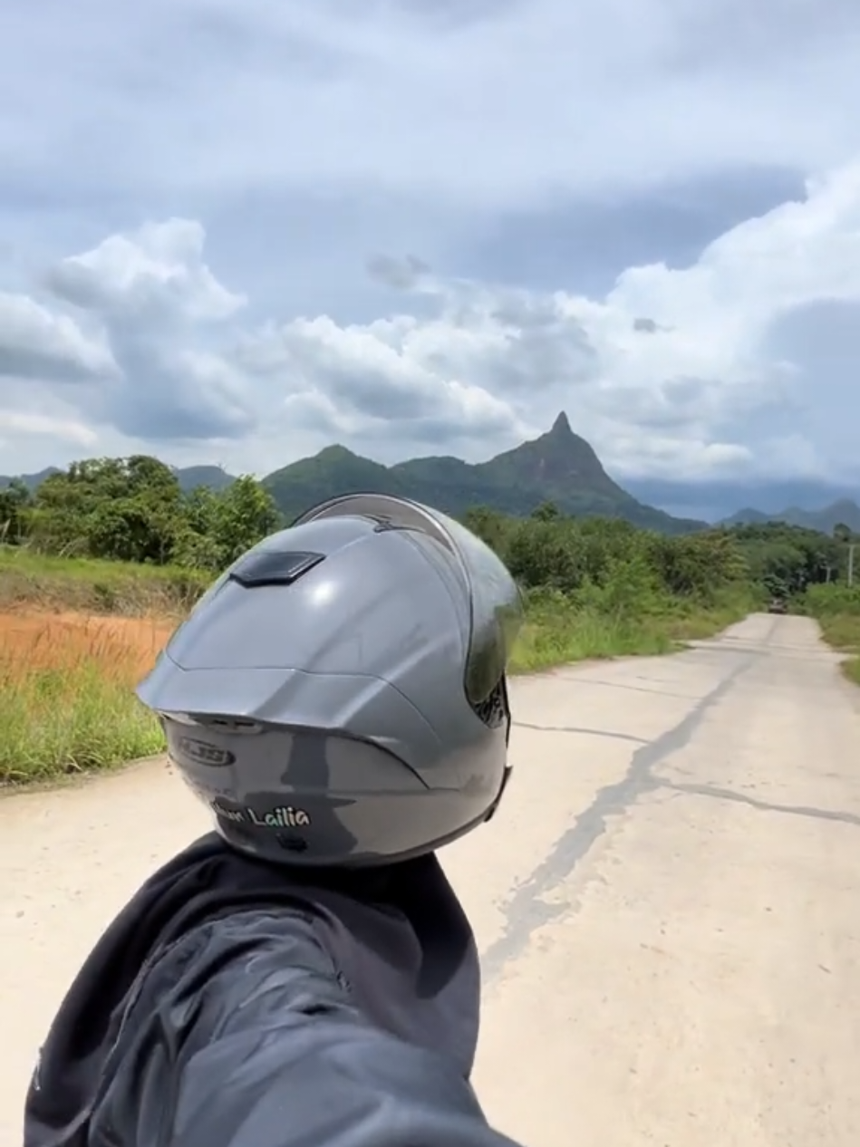 Sekian lamo dak post pengen post hehe  #fyp #fypシ #fypage #trend #trending #trendingtiktok #motorbeat #beatstreet #motoran #touring #lahat #gunungjempol #tentangperasaanku 