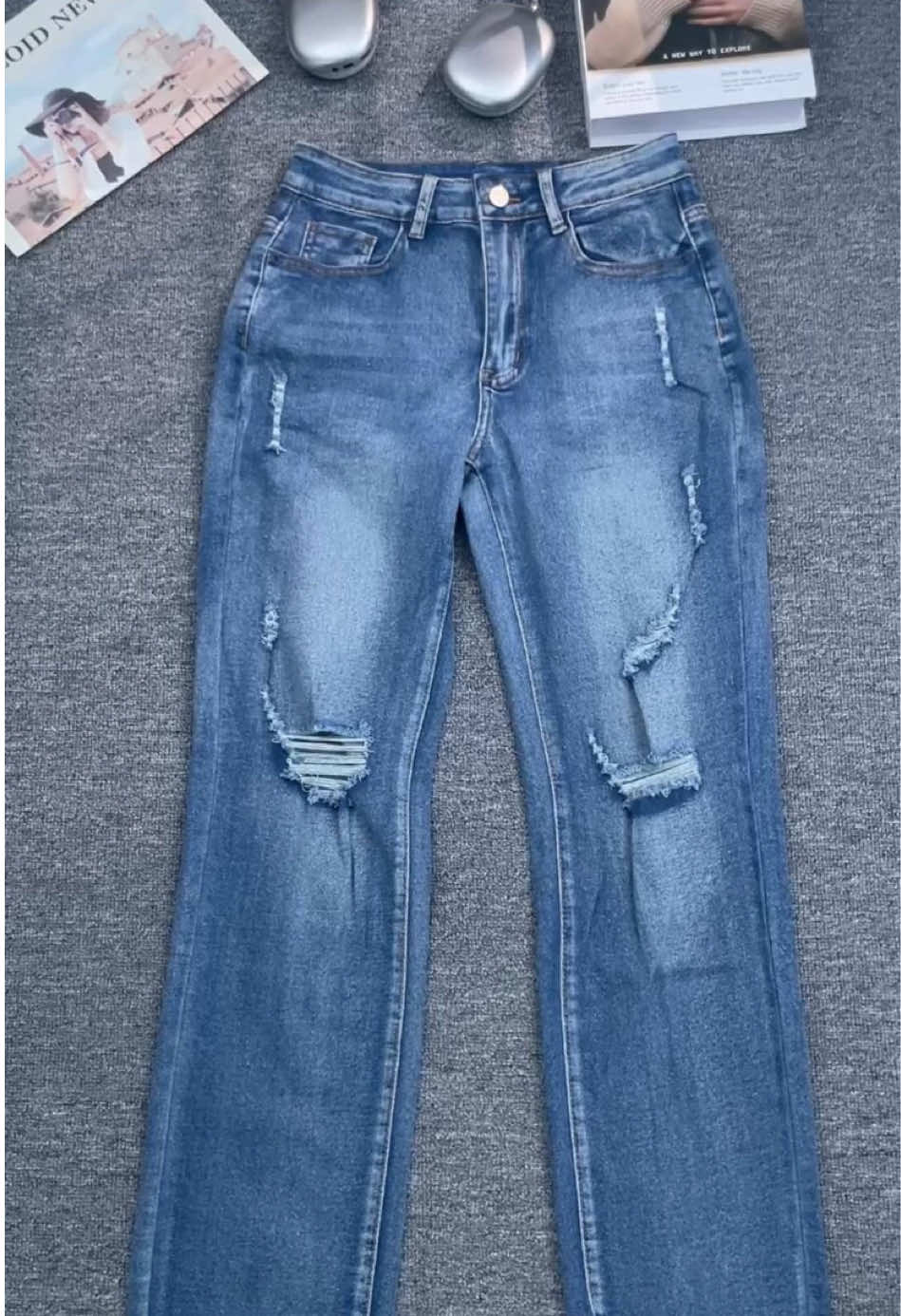 💃 Trendy must-have — chic ripped jeans that never go out of style. #dealforyoudays #TikTokShopBackToSchool #spotlightfinds #TikTokShopLaborDaySale  #TikTokShopRestock #tiktokshopfalldealsforyou #tiktokshopblackfriday #tiktokshopcybermonda 