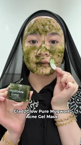 nowadays kan macam panas always, try @Glad2Glow.my ni rasa sejukkk je dekat muka!! huge loveee #mugwortgelmask #gelmaskviral #matcha #matchalover 