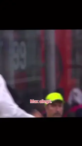 Ieri follia al var per un rigore non concesso ai ragazzi di Allegri. Comunque partita termina con una vittoria di 1-0. #milan #footballtiktok #tiktokcalcio #calcio #maxallegri 