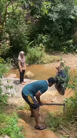 #padahariini #bukikbarisan #kabupaten50kota #fyp #akibatjembanrusak @safniofficial @ahlul_badrito_resha @nofoyafoya @Bunda Lala🌞 @𝓨𝓸𝓼𝓲🫧 @Desi Apriyani12 @izha_awynne88 