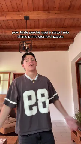 ok la primina è bella…MA GIÀ SONO IN 5° AIUTATEMI 😩😩