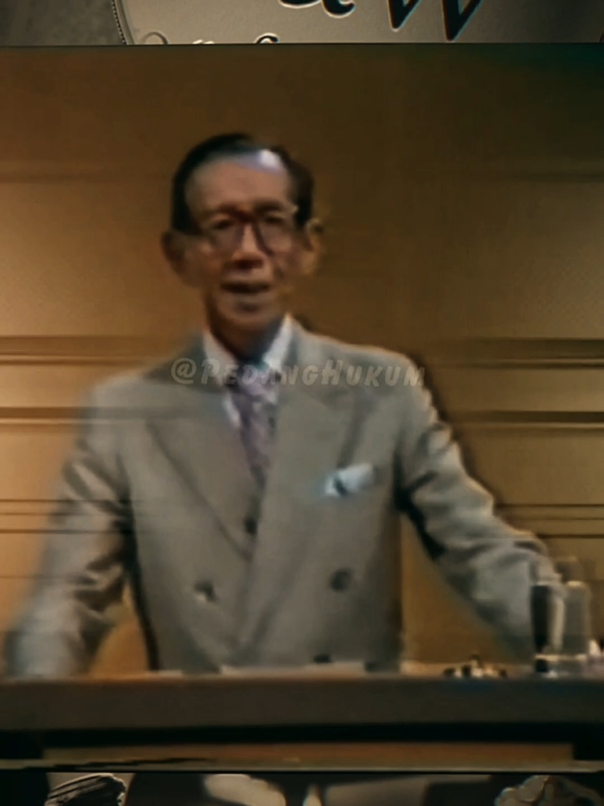 Ayah Presiden Prabowo Subianto, Prof Sumitro Djojohadikusumo adalah tokoh kunci ekonomi dan pembangunan Indonesia, menjabat menteri pada masa Orde Lama dan Baru. Gagasan ekonominya menjadi fondasi arah pembangunan bangsa.