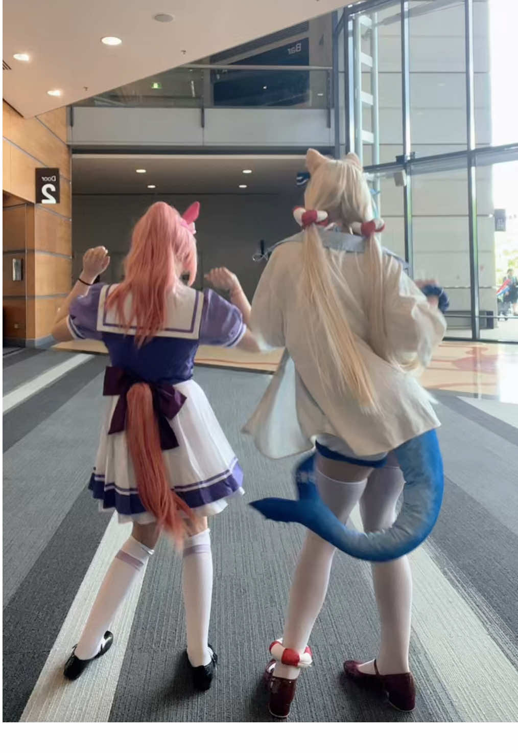 my two favoirite things bimo an danaiga !!!🐟⚓️🎮#samekosaba #haruurara #cosplay #adventuretime #umamusume  @danaiga 