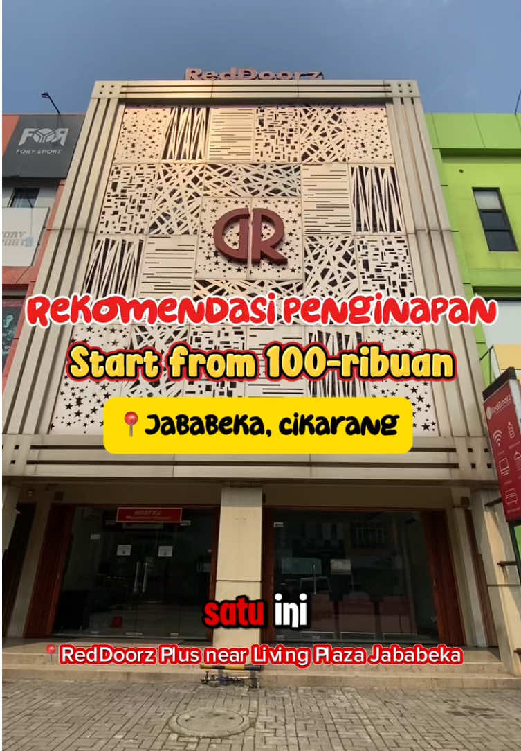 Buat yang lagi cari penginepan di Jababeka Cikarang, yuuk nginep di RedDoorz Plus near Living Plaza Jababeka. bookingnya lewat applikasi RedDoorz dan pake kode promo 
