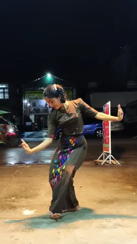 #ဒီနေ့တော့ #အကလေးတင်အုံးမယ်နော်#မြင်ပါများပီးချစ်ကျွမ်းဝင်အောင်လို့🤒🖤 #ညိုချောလေး #ချစ်စရာလေးမလား🙈 #ဟီးးး🙊🙊🙈🙈 #ချစ်စရာလေးလို့ပဲပြော🤍 #နှစ်သစ်မှစ၍အစစအရာရာအဆင်ပြေပါစေ #ရောက်ချင်တဲ့နေရာရောက်👌 @shun piti 