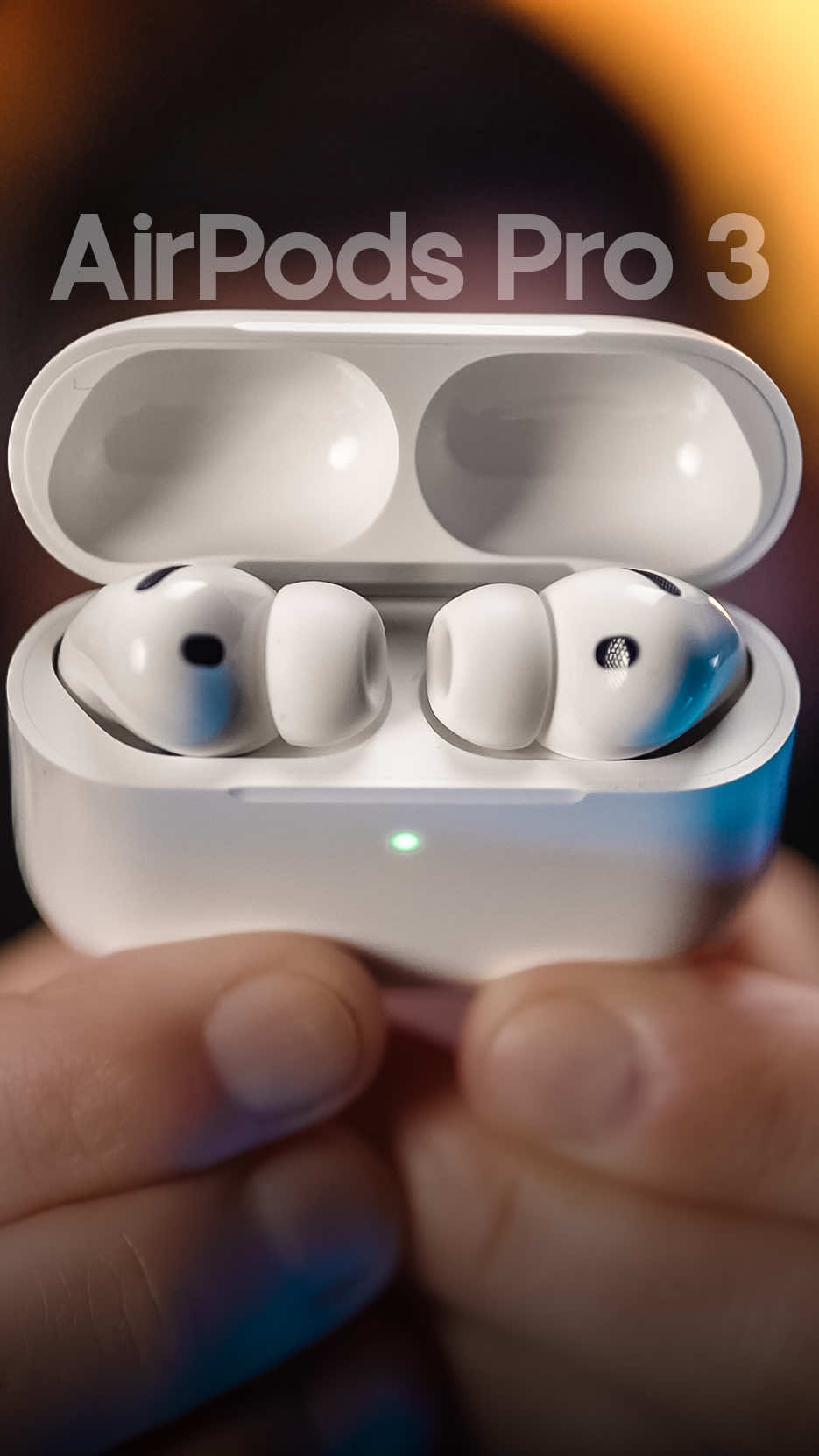 Check out Live Translation for AirPods Pro 3. #apple #airpodspro3 #airpodsPro3 #fyp 