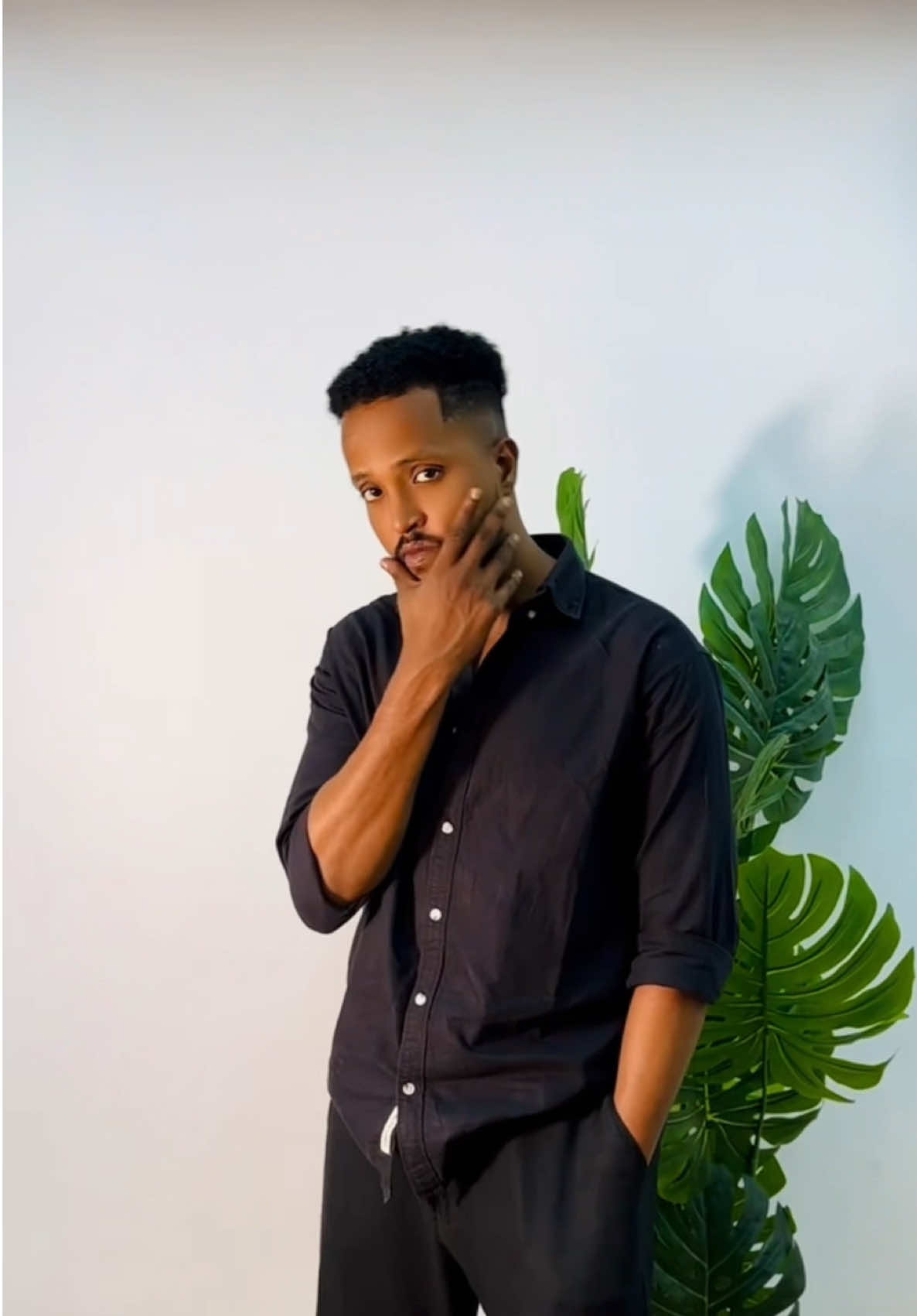 #foryoupage #somalitiktok @Ramla ahmed🇸🇴♥️ @Mss Ayaan💕 @ＭａｒｋＯｓ:( #foryoupage #photography 