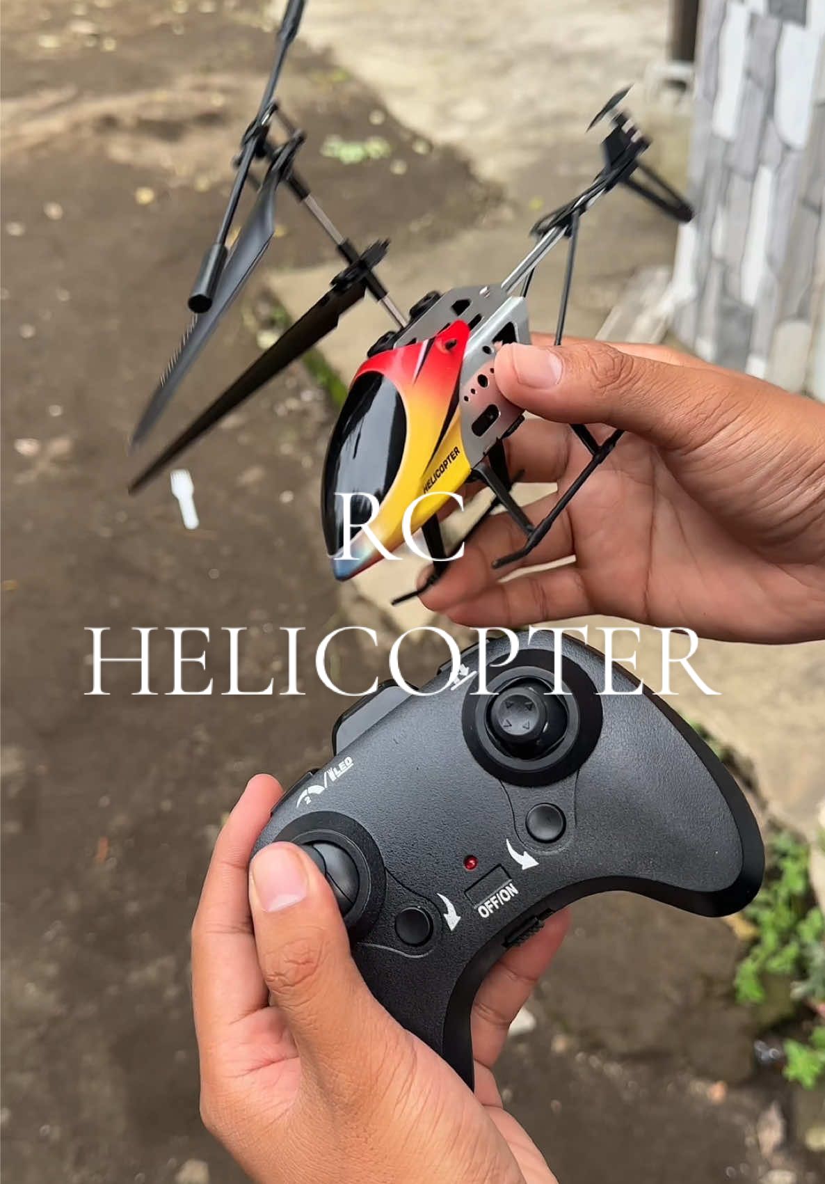 RC HELICOPTER #rc #rchelicopter #TOY #helicopter 