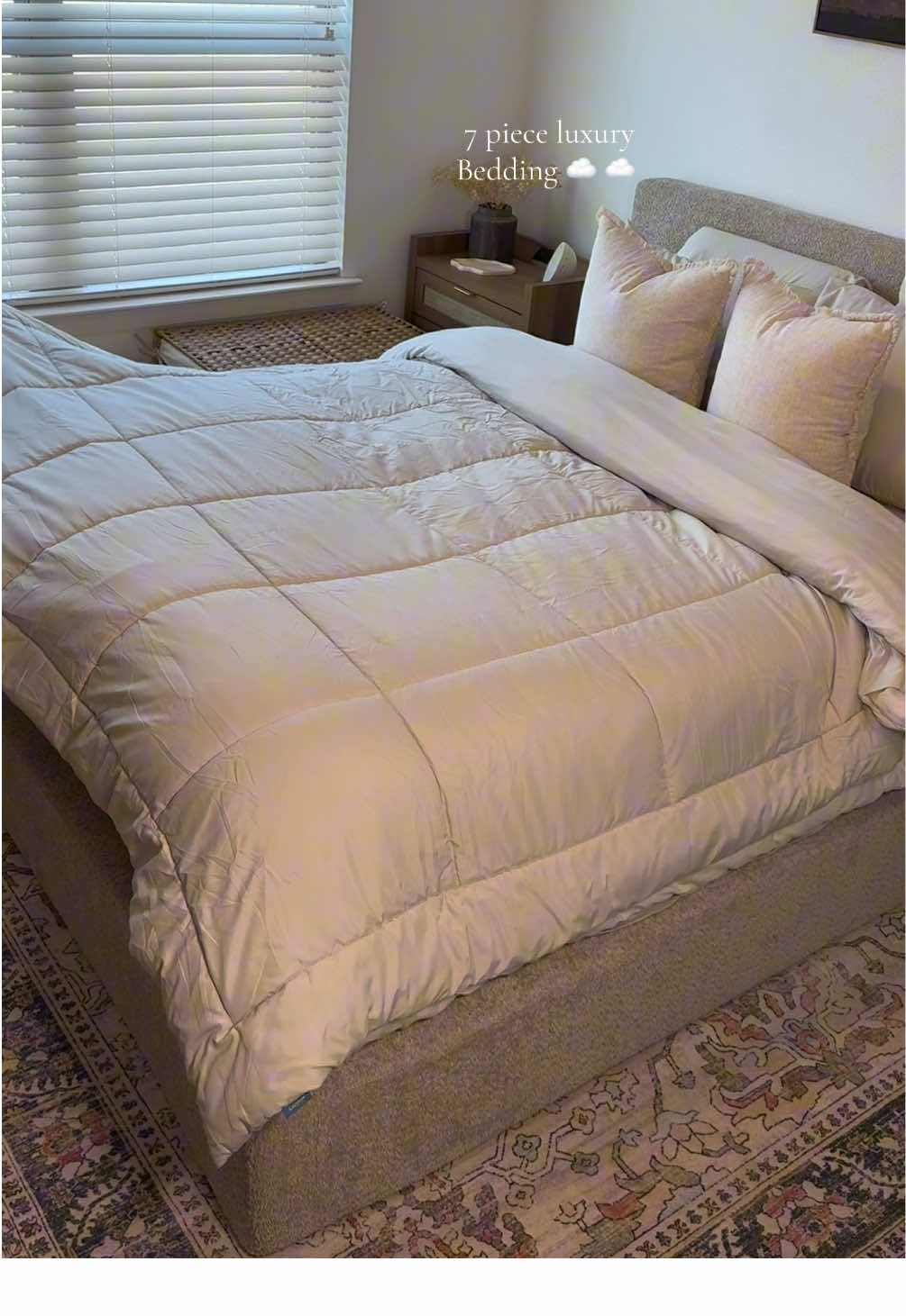 So so soft and it does not make me sweat at night 🤍 ✅Year-round comfort with ideal warmth ✅Fitted sheets with sophisticated design ✅Quilted box stitching for lasting durability #comforterset #bedding #comforter #cozylux #affordablebedding  