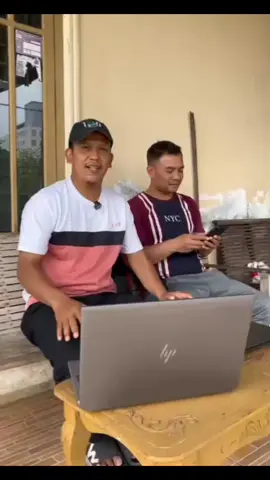 Laptop bekas berkualitas super dengan harga yang sangat miring. #bandaaceh #aceh #laptopbekas #asn #pppk 