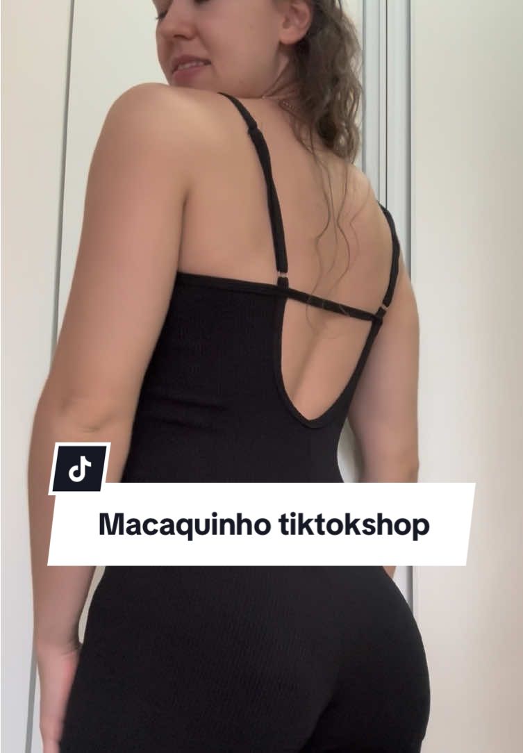 Vale a fama que tem! Se você quer se sentir confortável e linda, compra esse macacão 🤌