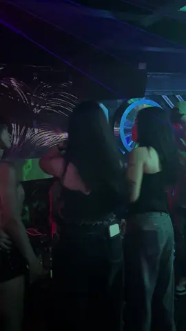79 Phương Đông Osaka 1 trong những làn gió mát nhất Kansai , anh chị em mình đừng bỏ lỡ lịch mở club của 79 Phương Đông nhớ #79booking #79phuongdongosaka #79bar #79club 