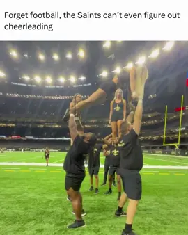 What’s the name for this type of move? #NFL #Football #Jet2Holiday #Cheerleading #Saints  