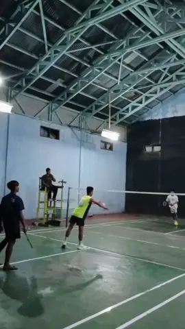 kegiatan wong gabut#badminton #olahragasehat #fyppppppppppppppppppppppp