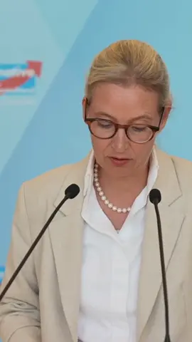 Statt den Mord an Charlie Kirk vorbehaltlos zu verurteilen, gab es zahlreiche Fälle, in denen dieser in unerträglicher Weise relativiert und auf Kirks angeblich problematische politische Position hingewiesen wurde.  #AfD #meinungsfreiheit #USA #CharlieKirk #rip 