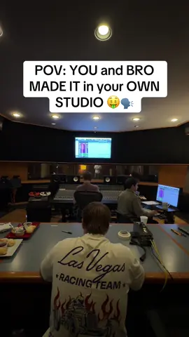 Graham Barham shares his studio setup, and it looks like something out of a movie… 🤩 #grahambarham #country #studio #fyp #meandbro 