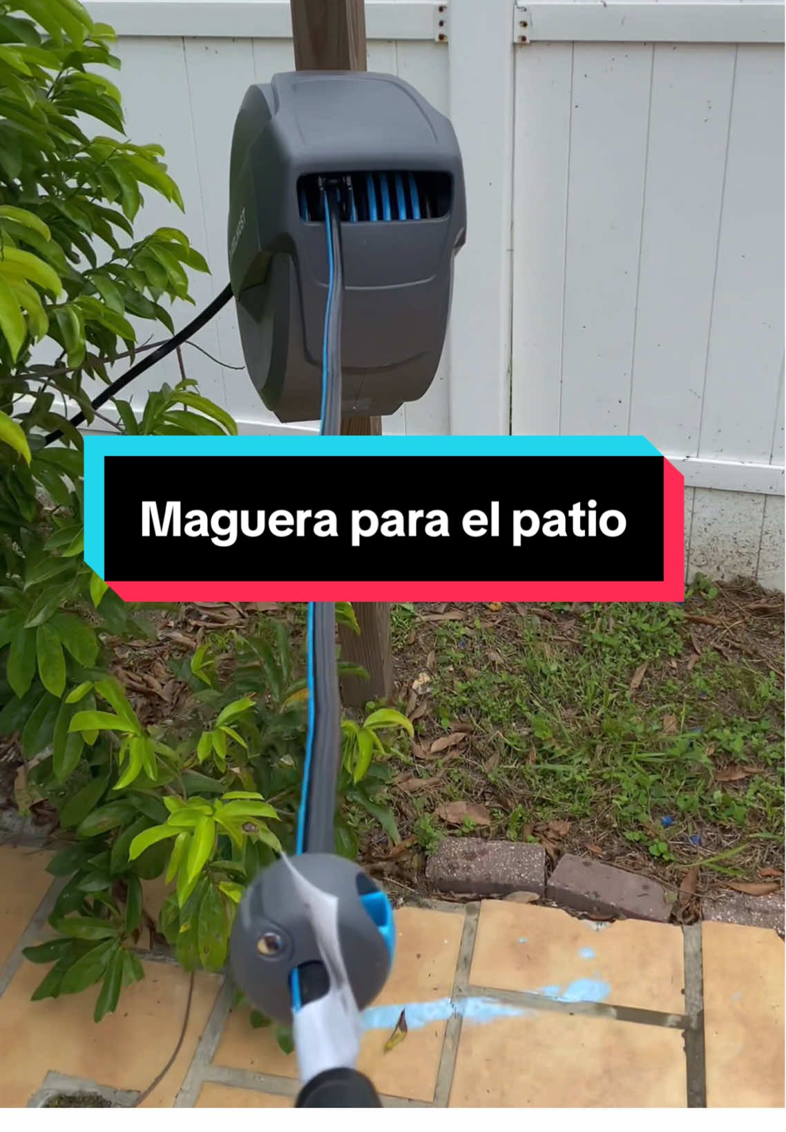 Relhost manguera para tu patio facil de instalar y de usar! #chikitheproffesor #relhost #maguera #patio #waterhose 