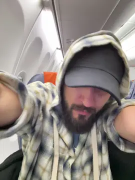 лечу домооой ✈️  спасибо всем, кто был с нами🫶🏽