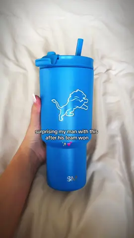 simple modern nfl trek tumblers are back in stock 😍✨ #nfltumbler #football #footballisback #footballislife #giftideas #giftsforhim #tiktokshopcreatorpicks #creatoricons #falldealsforyou #giftguide 