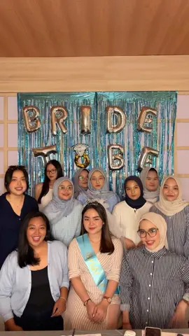 cie nikah bnrnnnn @agilsekarh 🤏🏻🦋 bahagiaa selalu yh lovv, doa baikku selalu menyertai langkahmuu, semoga hal2 baik selalu berpihak kepadamu!! lov u to de moon n back, my forever friendemyy!! 💖 