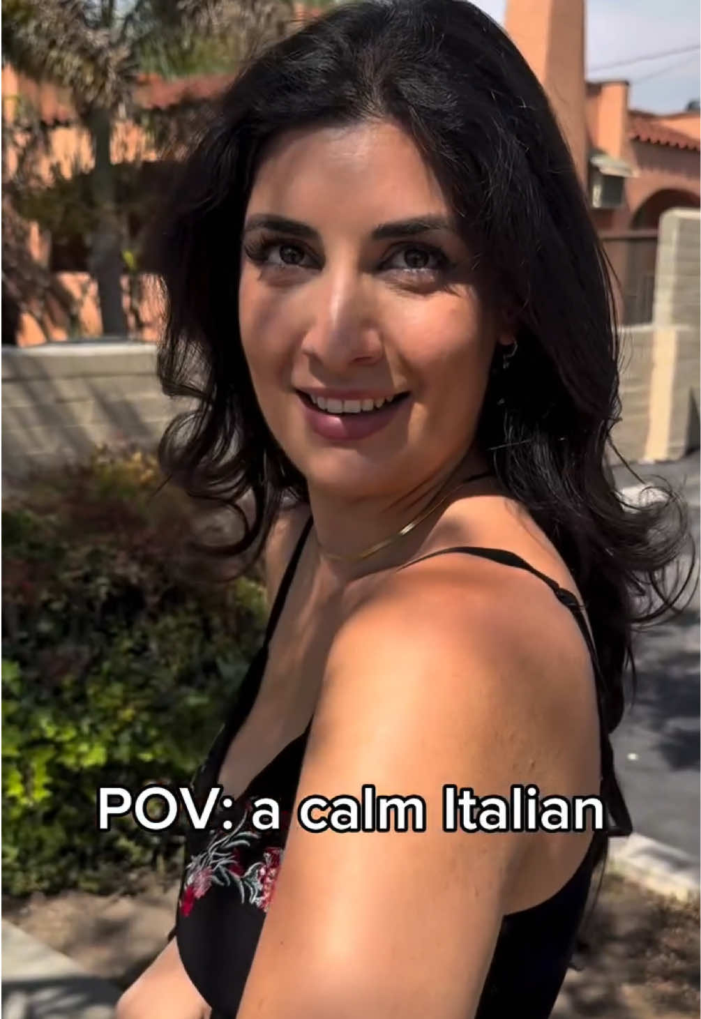 She’s calm…  #italian #comedy #italiancomedy #actress 