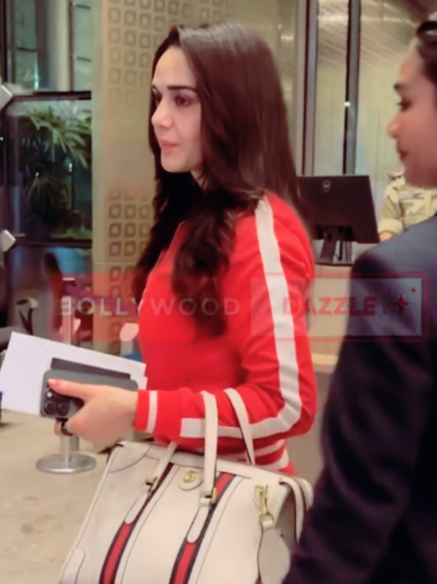 #foryou #foryoupage #bollywood #prettyzinta 