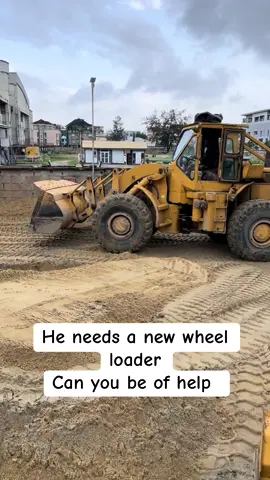 He needs a new wheel loader #wheelloader #heavyequipmentoperator #caterpillar #fyp #viral 