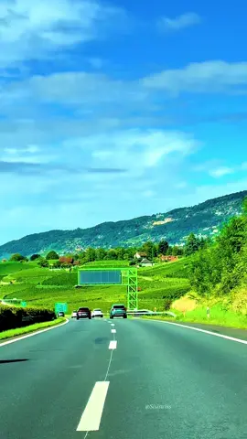 #swissroads 🇨🇭#roadtrip #beautifuldestinations #sisiswiss #swissbeautiful 