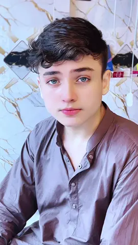 Follow my insta👉 manan_khan302302#viral@Dr.Raheem.Khan. @🇦🇫کامران💸 