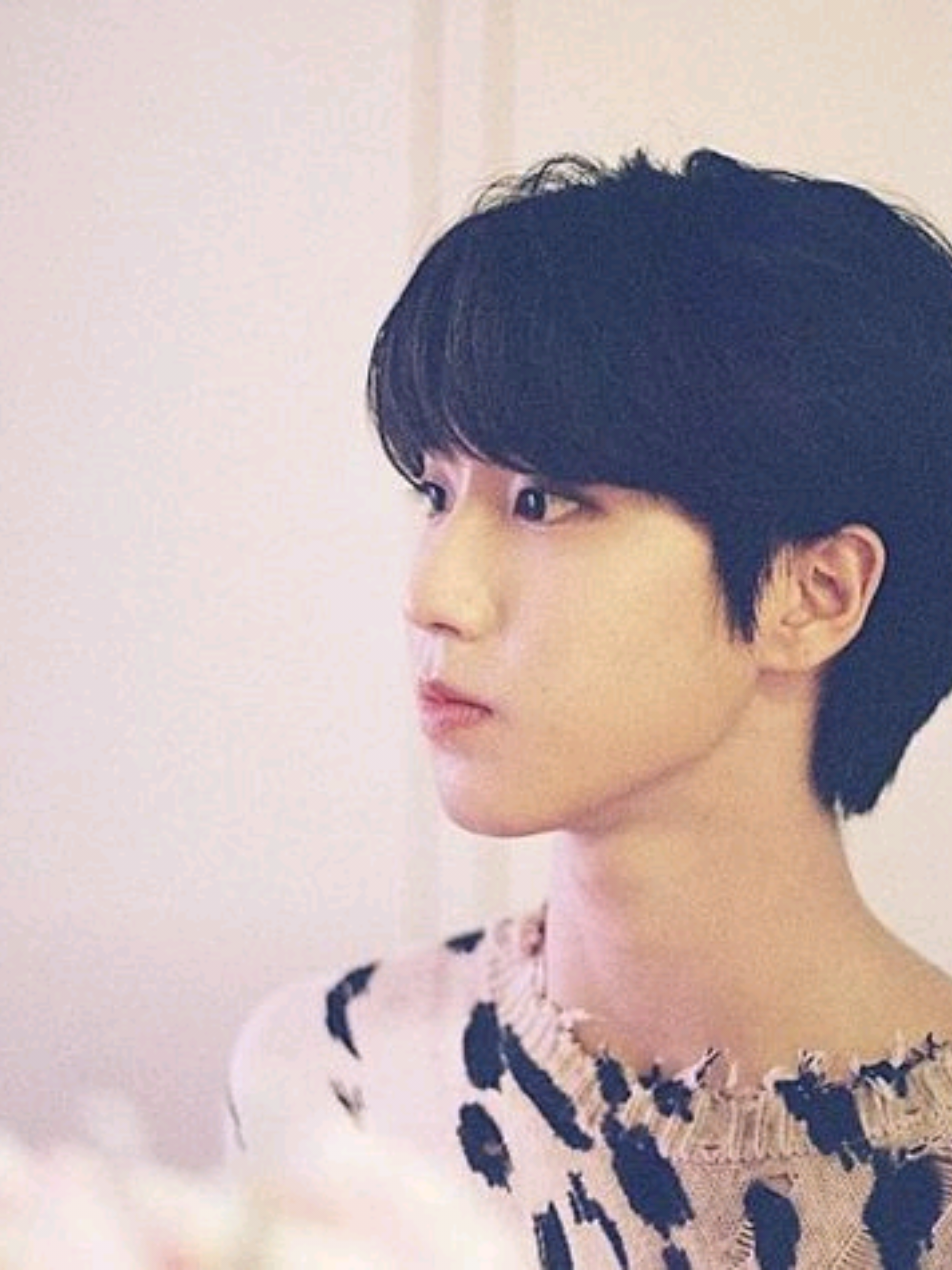 ( #HAN 🧡 ) :: — 𝑆 + 𝐻 = 🤍 Extrañaba hacer estos videos. #soutaamaahan🧡 #StrayKids #foryoupage #podercerdito❤️  @TikTok @tiktokglobal @TikTok Japan @straykids_japan @Stray Kids 