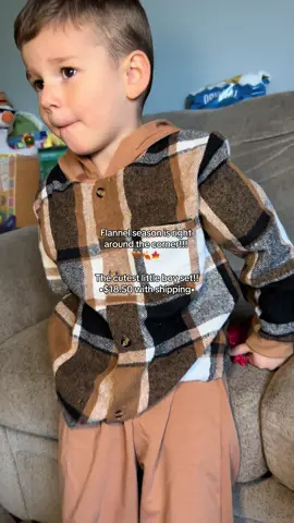 Flannel season is right around the corner!! The cutest little boys set! 🤎🍂 #flannelseason #fallfashion #toddlerclothes #falloutfits #kidsclothes 