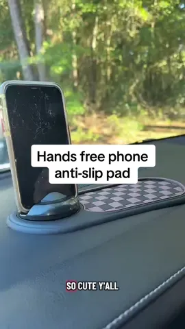 Hands free phone anti slip pad for my car that matches all my fav items! #handsfreephoneholder #phoneholder #carphoneholder #cellphoneaccessories 