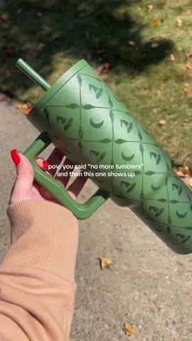 Spooky season starts NOW 🌙🧹 #halloween #tumblers 
