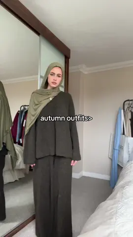 IM OBSESSED WITH THIS OUTFIT #fyp #autumn #outfit #outfitinspo 