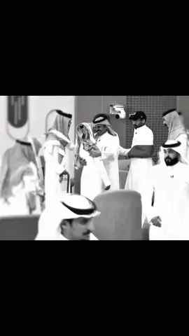 حتى الضيوف يحبونه. القبول ياناس🥹❣️#علي_الحارثي #كاريزما3 @علي بن عواض #عزوز_ثامر 