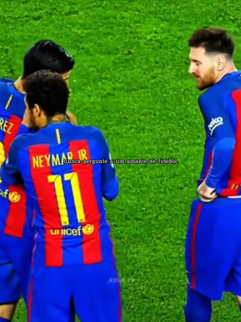 Nunca... Nunca pergunte a um amante de futebol seu primeiro amor 🥺💔 #futeboleuropeu #MSN #barcelona #neymar #messi 