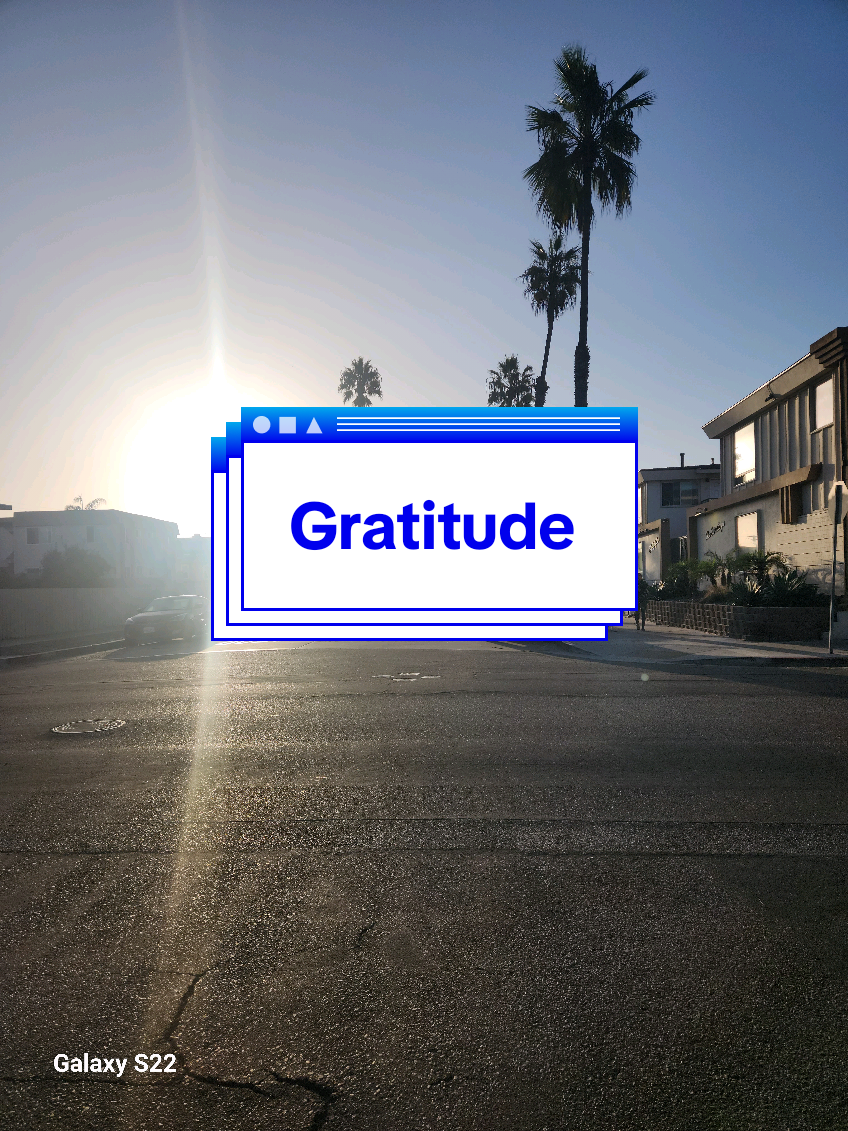 Tapping into Gratitude ✨🌸  Repeat with me: I feel deep gratitude for my life.  Every tap helps anchor appreciation for the blessings—big and small—that surround us. Tapping shifts our focus from what’s missing to what’s already here.  Gratitude creates calm, lifts our energy, and opens the door for more joy and abundance to flow in. 🌿💫 #pausetwothree #EFTtapping #gratitudepractice #selfhealing #HealingJourney #tapintoyourpower #mindbodyconnection